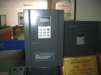 離心機(jī)變頻器應(yīng)用